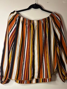 ๐ฅ๐ 3/$15๐๐ฅ off the shoulder top vertical stripes